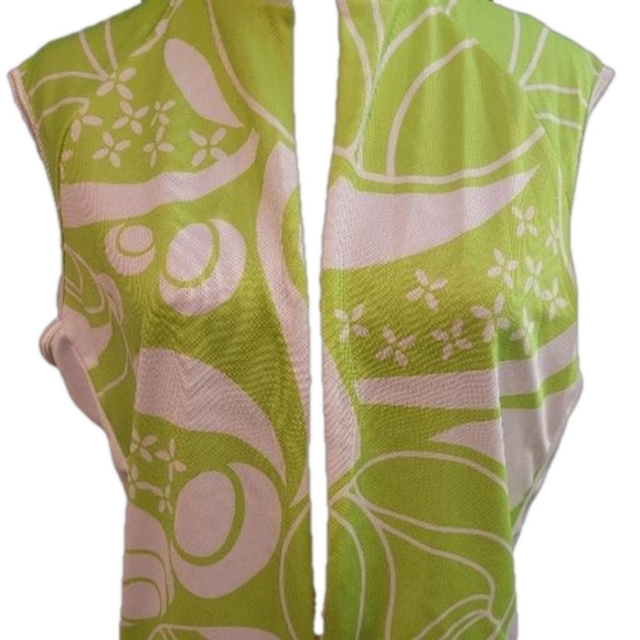 Athleta size Large cycling/running jersey, pockets in the back, 3/4 front zipper - Picture 3 of 12